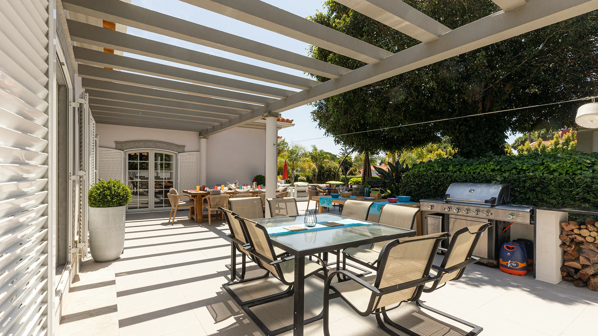 4x4-Built-pergolas-guide-in-post-3